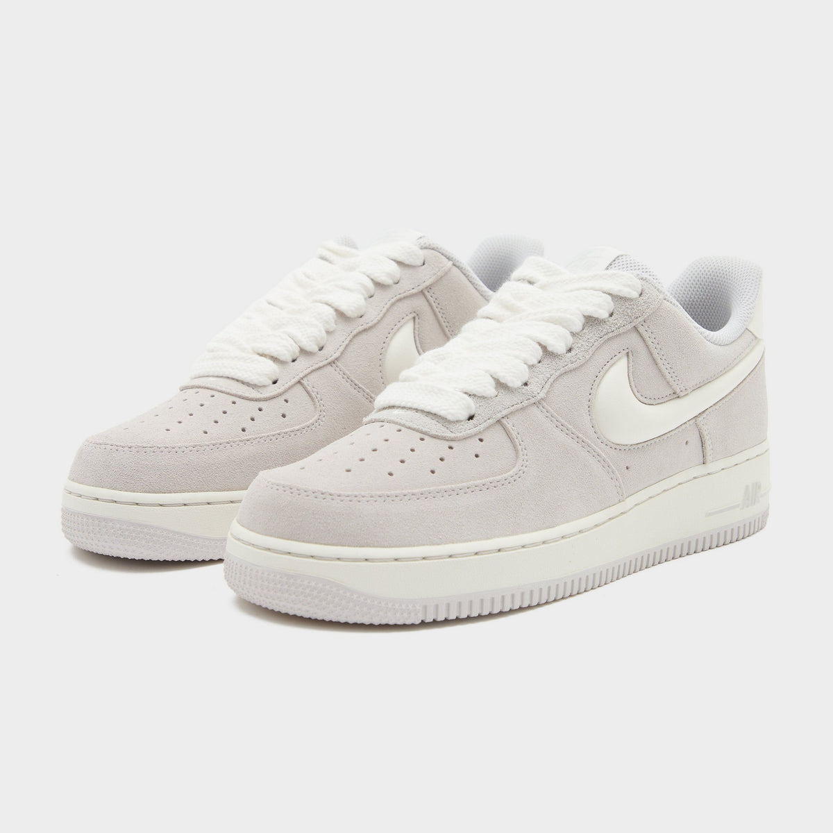 Grey Nike Air Force 1 '07 LV8