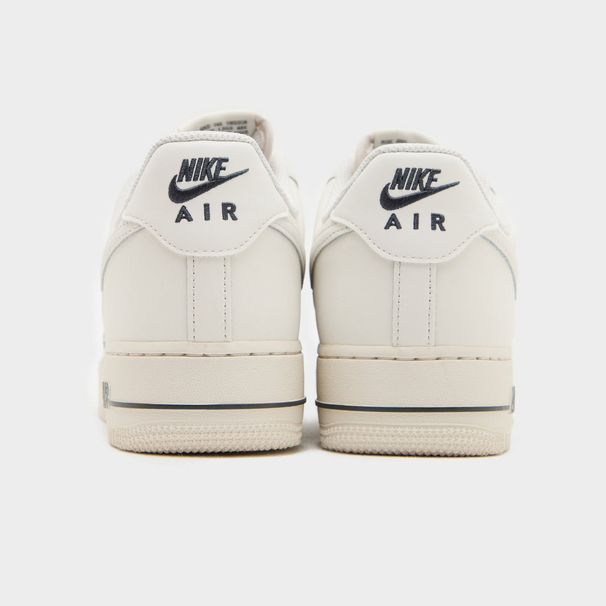 Grey Nike Air Force 1 '07 LV8