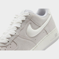 Grey Nike Air Force 1 '07 LV8