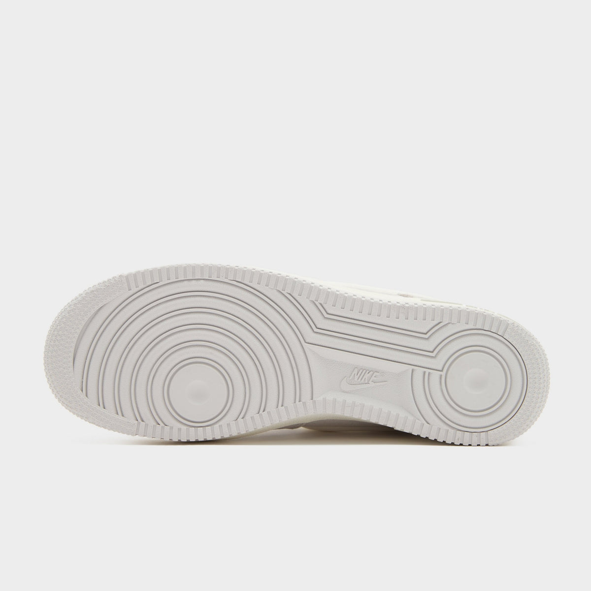 Grey Nike Air Force 1 '07 LV8