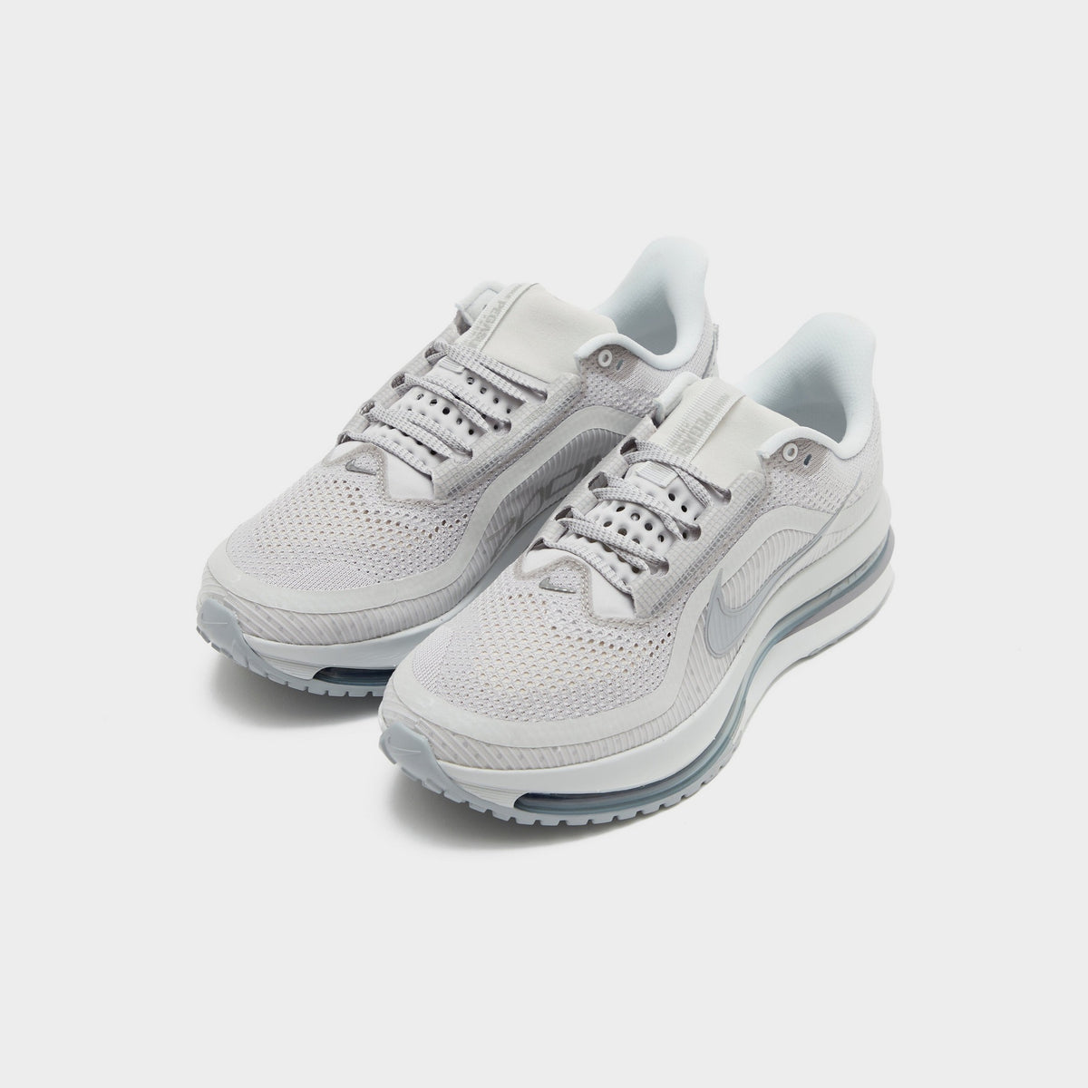 Grey Nike Pegasus Premium