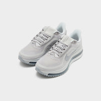 Grey Nike Pegasus Premium