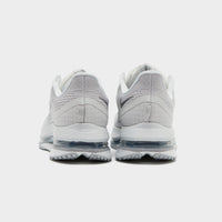 Grey Nike Pegasus Premium