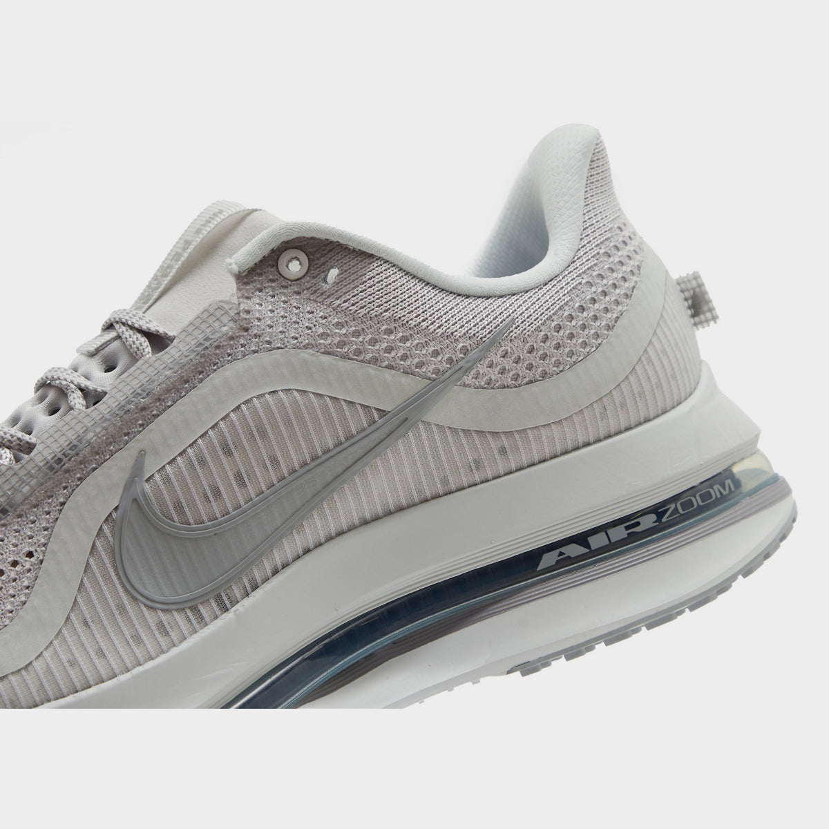 Grey Nike Pegasus Premium