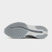 Grey Nike Pegasus Premium
