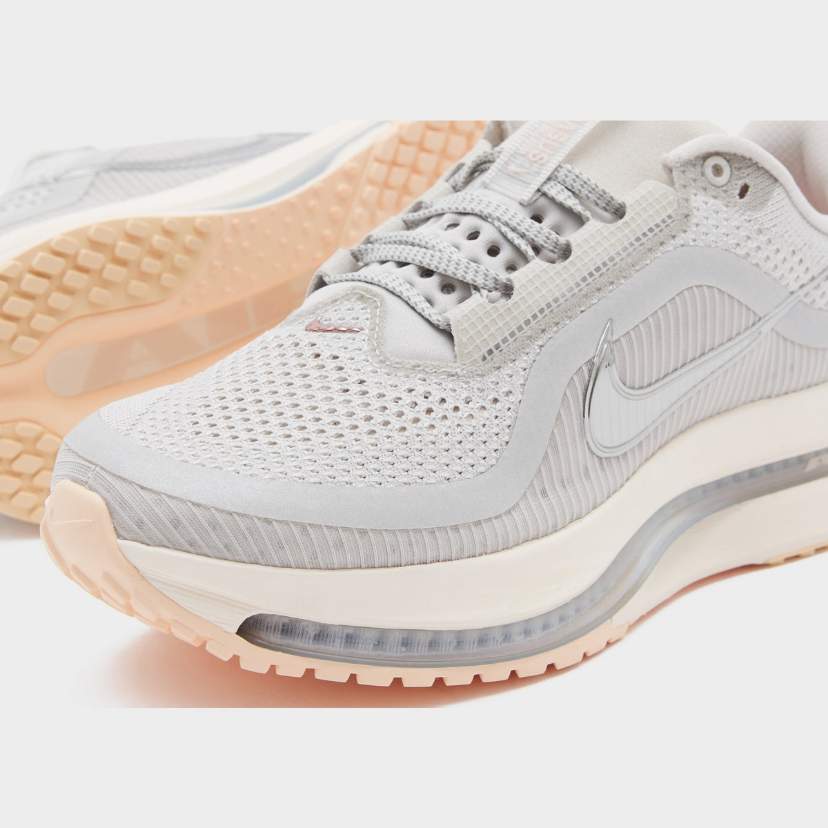 Grey Nike Pegasus Premium Women's