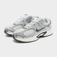 Grey Nike V5 RNR