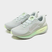 Grey Nike Vomero 18