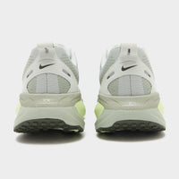 Grey Nike Vomero 18