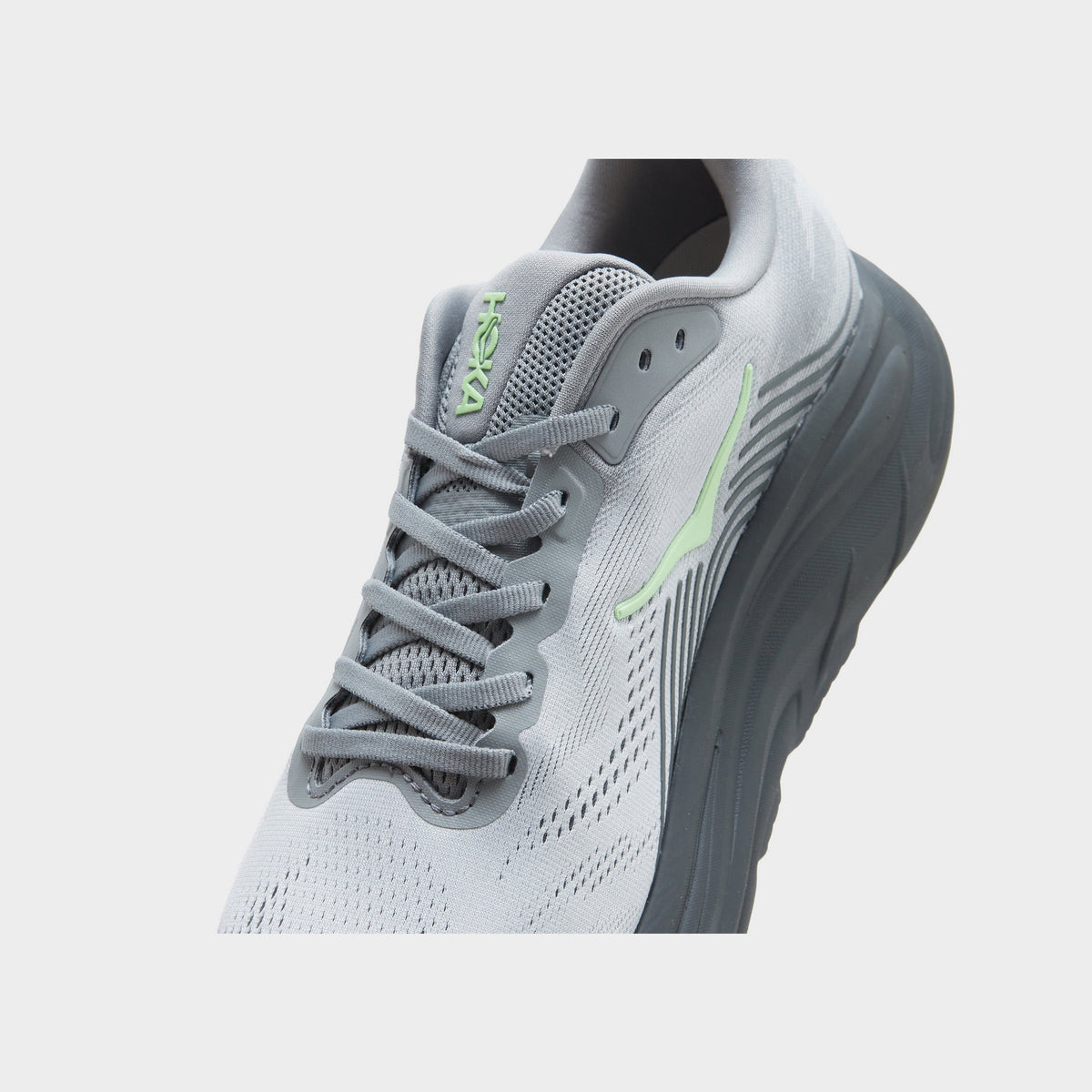 HOKA Clifton 11