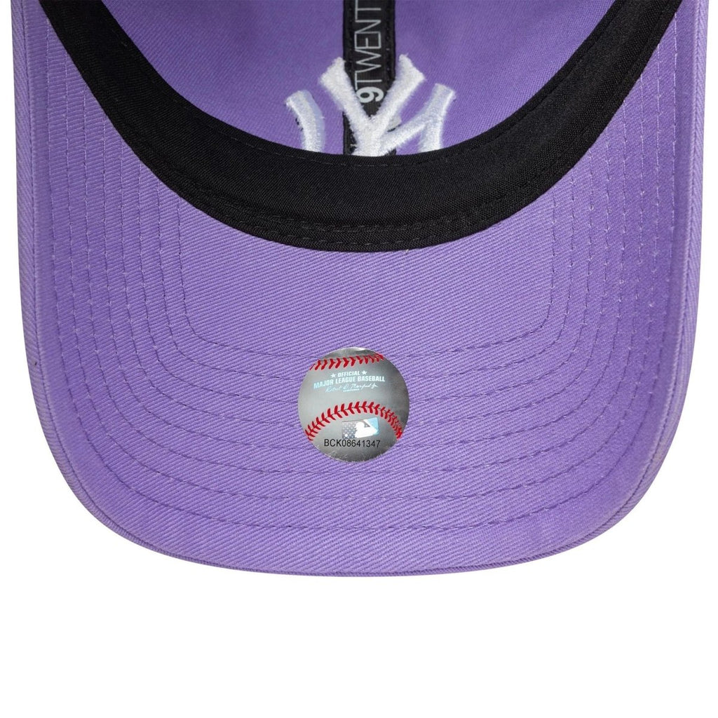 New Era New York Yankees MLB League Essential Purple 9TWENTY Adjustable Cap