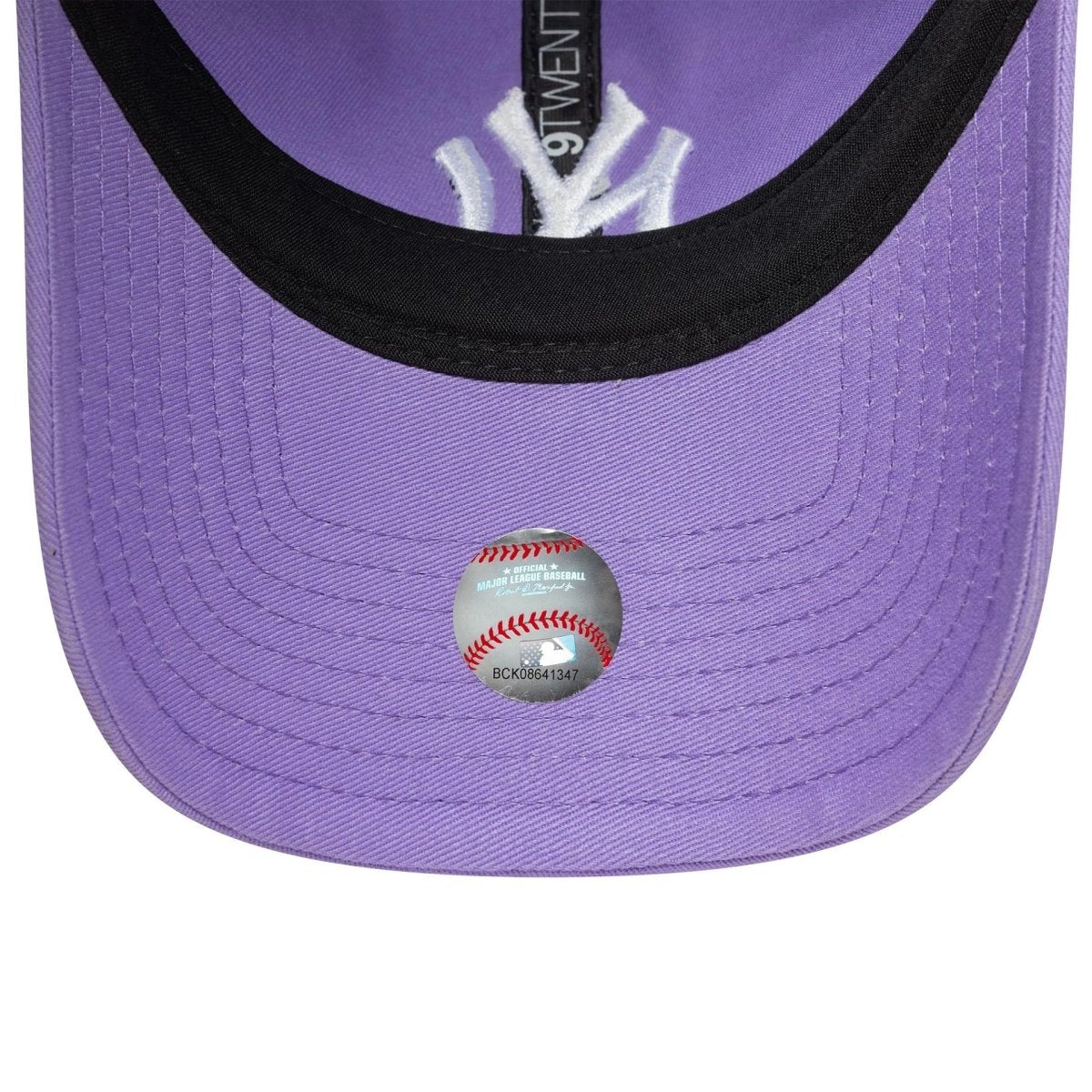 New Era New York Yankees MLB League Essential Purple 9TWENTY Adjustable Cap
