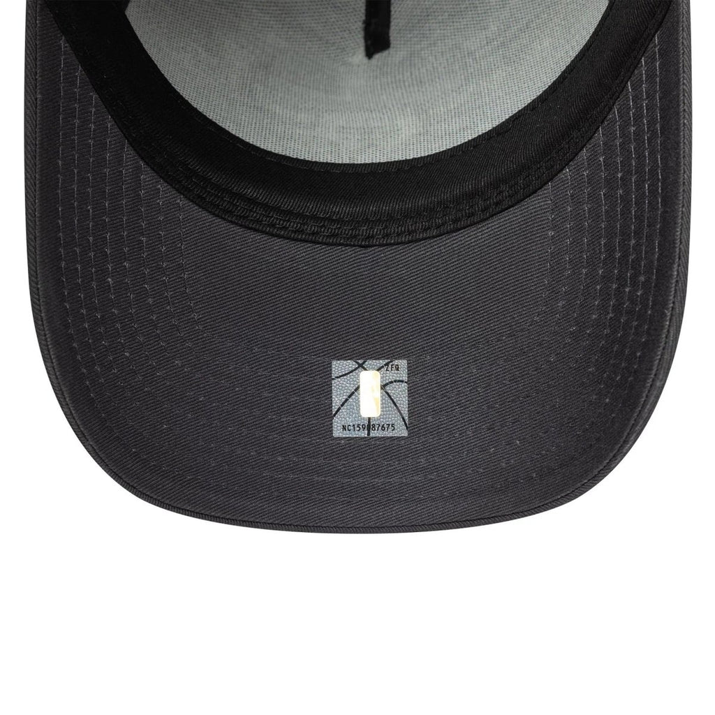 New Era Chicago Bulls Team Outline Dark Grey 9FORTY E-Frame Adjustable Cap