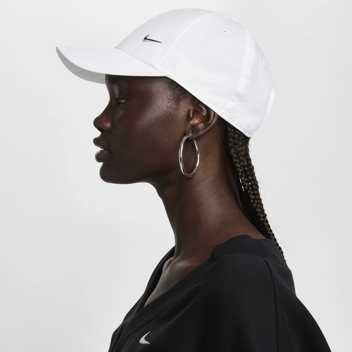 Nike Club Structured Metal Swoosh Cap
