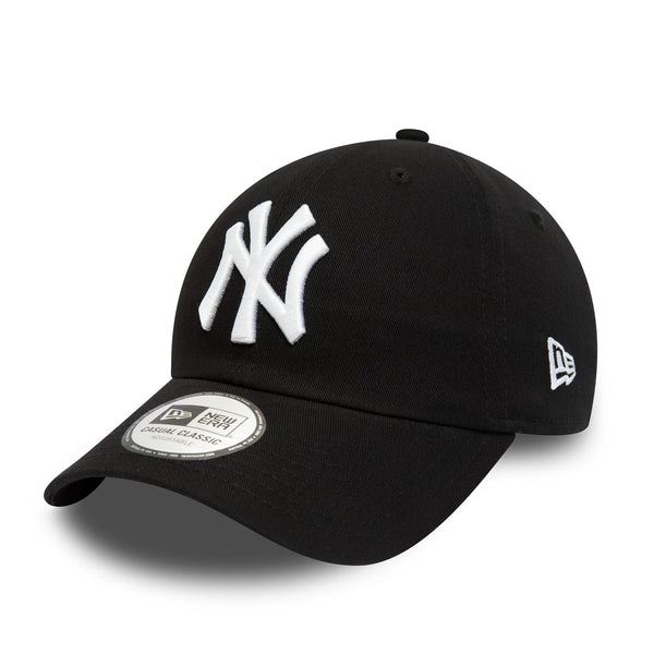 New Era New York Yankees League Essential White On Black 9TWENTY Adjustable Cap