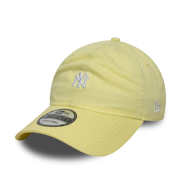 New Era 9TWENTY Adjustable New York Yankees MLB Mini Logo Cap