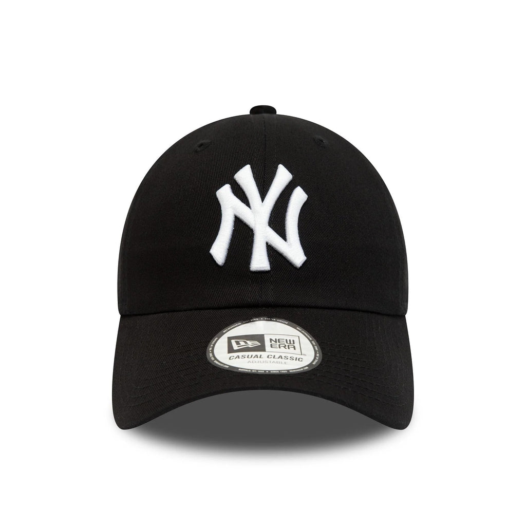 New Era New York Yankees League Essential White On Black 9TWENTY Adjustable Cap