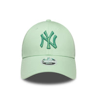 New Era New York Yankees Womens Metallic Pastel Green 9FORTY Adjustable Cap