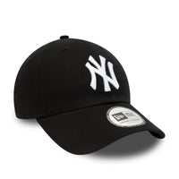 New Era New York Yankees League Essential White On Black 9TWENTY Adjustable Cap