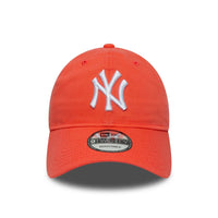 New Era New York Yankees MLB League Essential Pink 9TWENTY Adjustable Cap