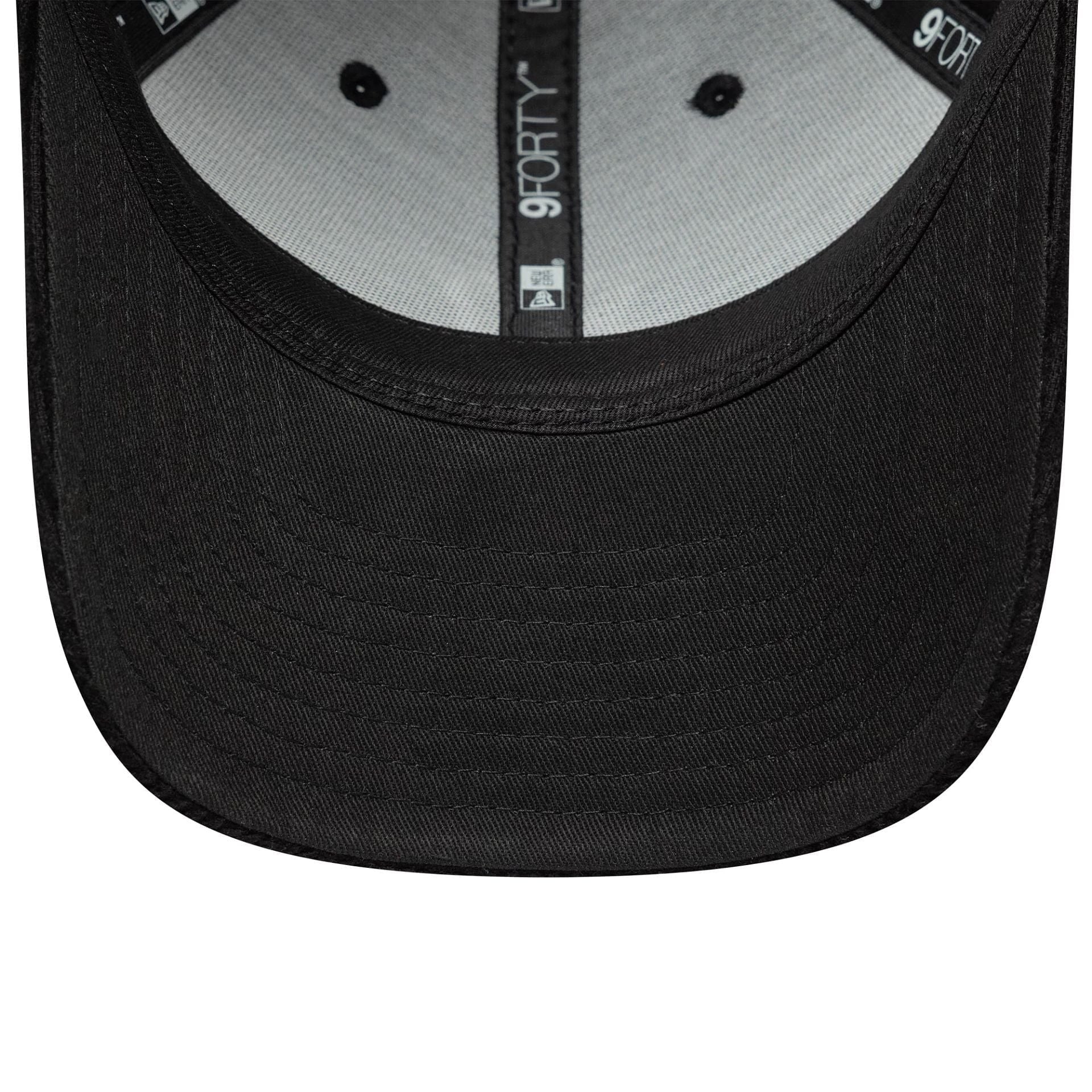 New Era New York Yankees MLB Cord Black 9FORTY M-Crown Adjustable Cap