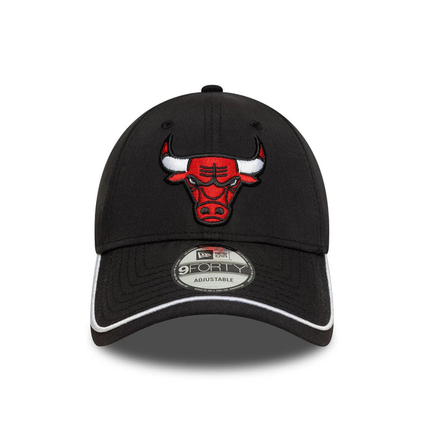 New Era Chicago Bulls NBA Piping Black 9FORTY Adjustable Cap