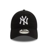 New Era New York Yankees Washed Black 9TWENTY Adjustable Cap