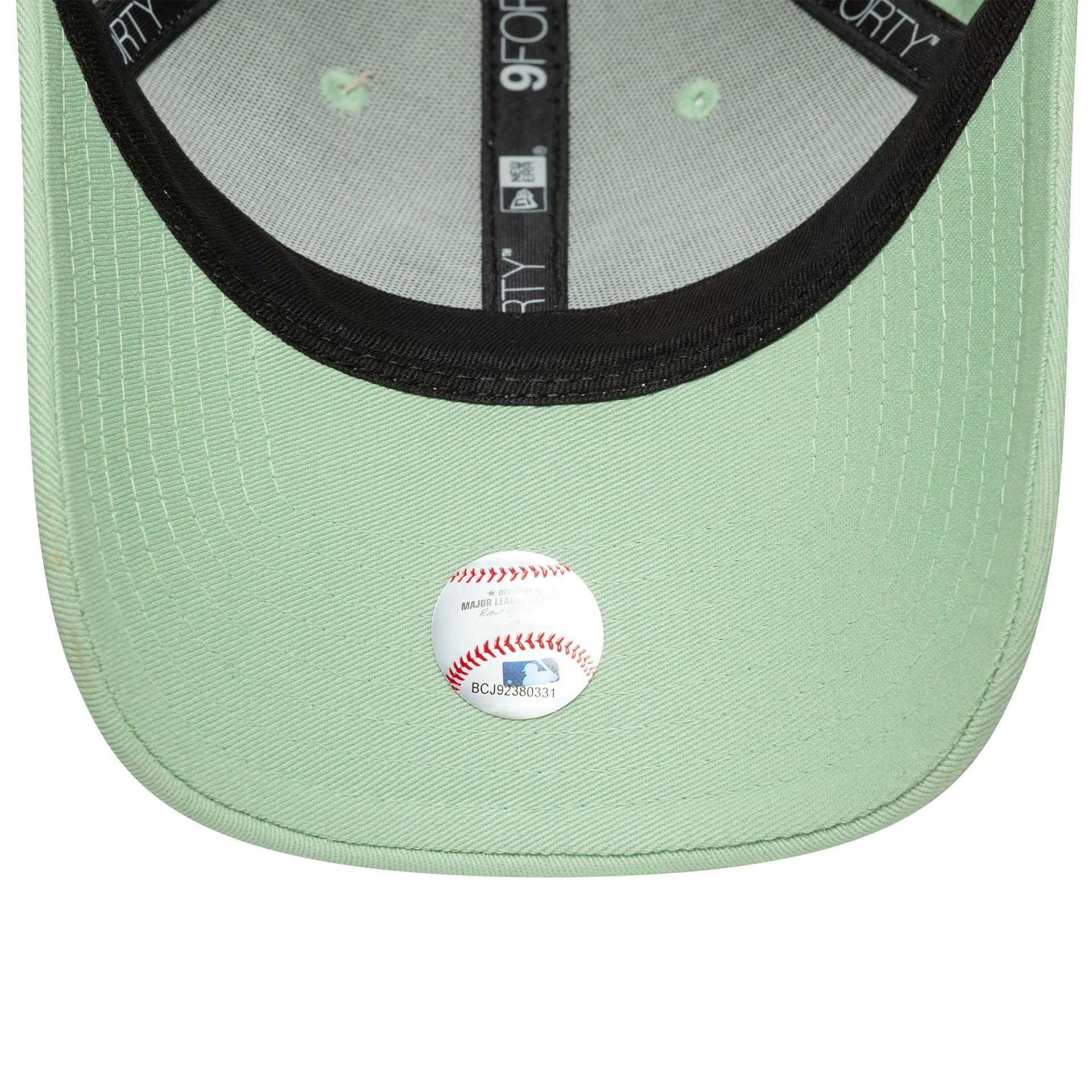 New Era New York Yankees Womens Metallic Pastel Green 9FORTY Adjustable Cap