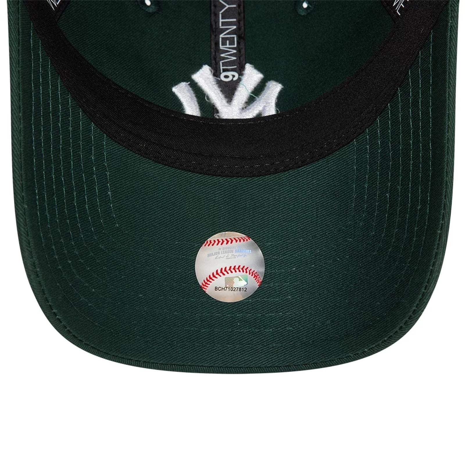 New Era New York Yankees League Essential Dark Green 9TWENTY Adjustable Cap