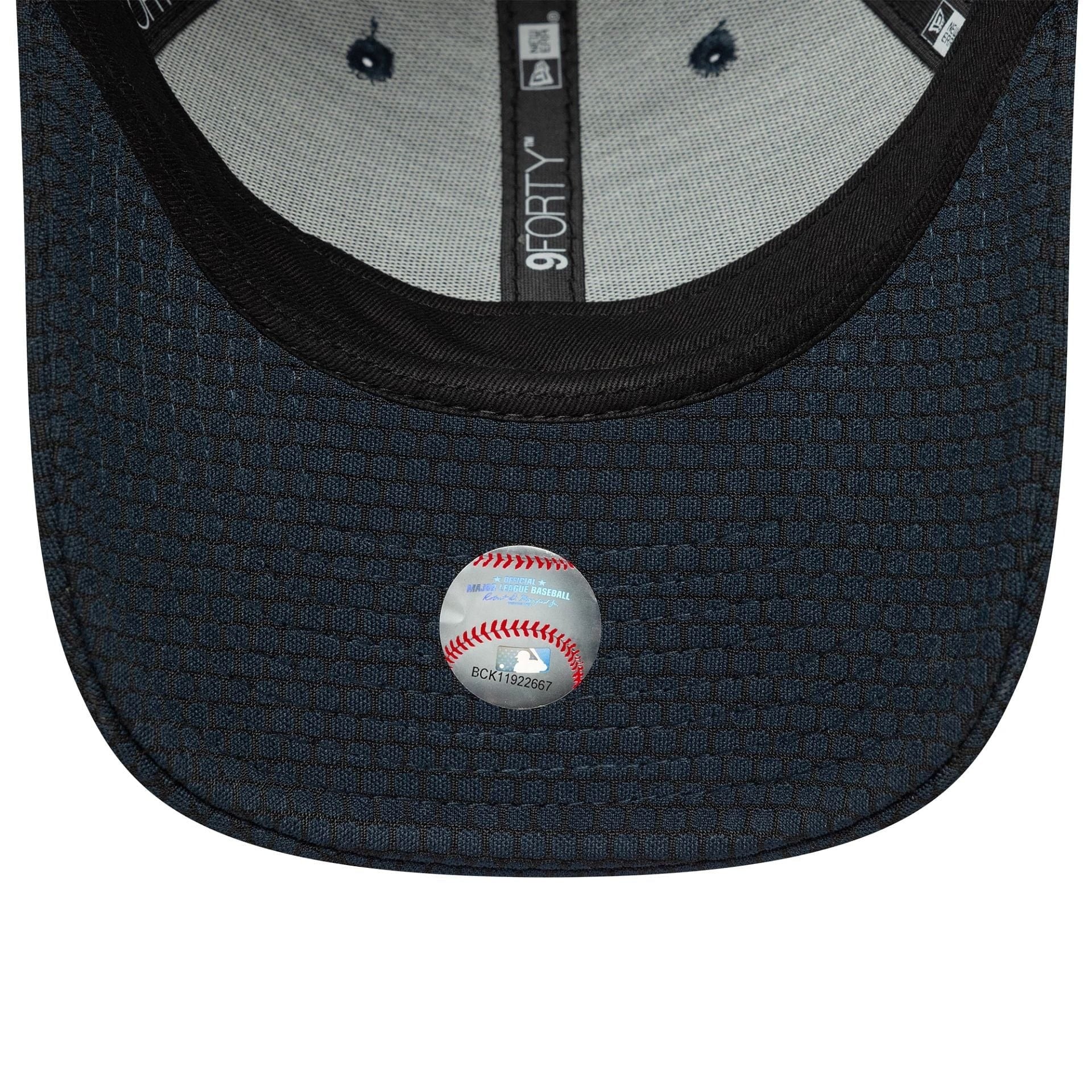 New Era New York Yankees MLB Flawless Monotone Mesh Dark Blue 9FORTY Adjustable Cap