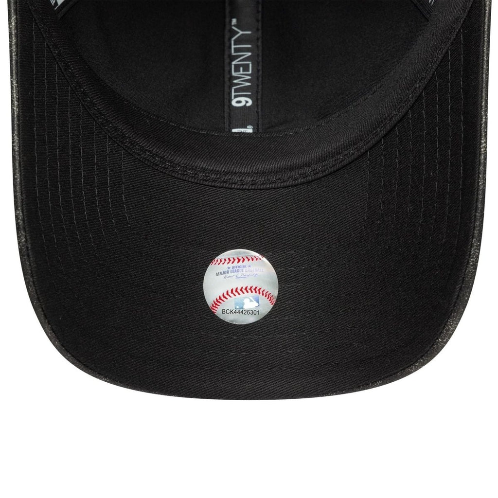 New Era New York Yankees Womens MLB Worn PU Black 9TWENTY Adjustable Cap