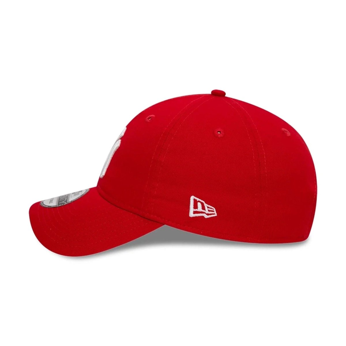 New Era New York Yankees League Essential Red 9TWENTY Adjustable Cap