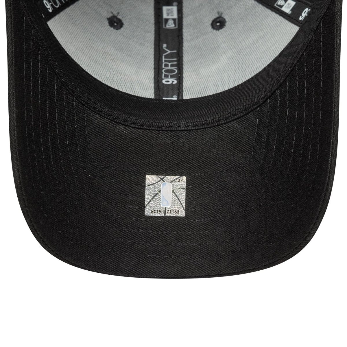 New Era Dark grey NBA Sidepatch Chicago Bulls 9FORTY Adjustable Cap