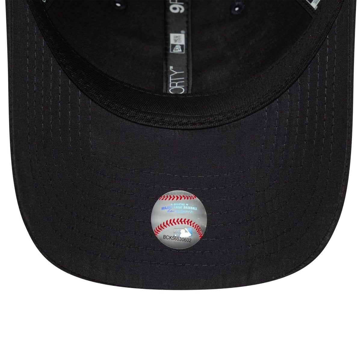 New Era New York Yankees MLB Pin Navy 9FORTY Adjustable Cap