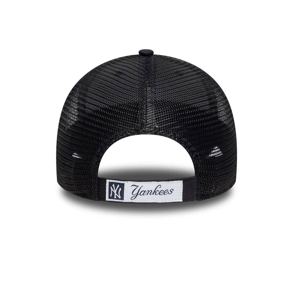 New Era New York Yankees Home Field Navy 9FORTY Trucker Adjustable Cap