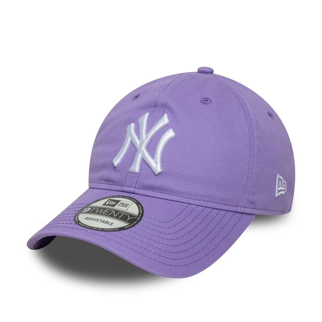 New Era New York Yankees MLB League Essential Purple 9TWENTY Adjustable Cap