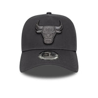 New Era Chicago Bulls Team Outline Dark Grey 9FORTY E-Frame Adjustable Cap
