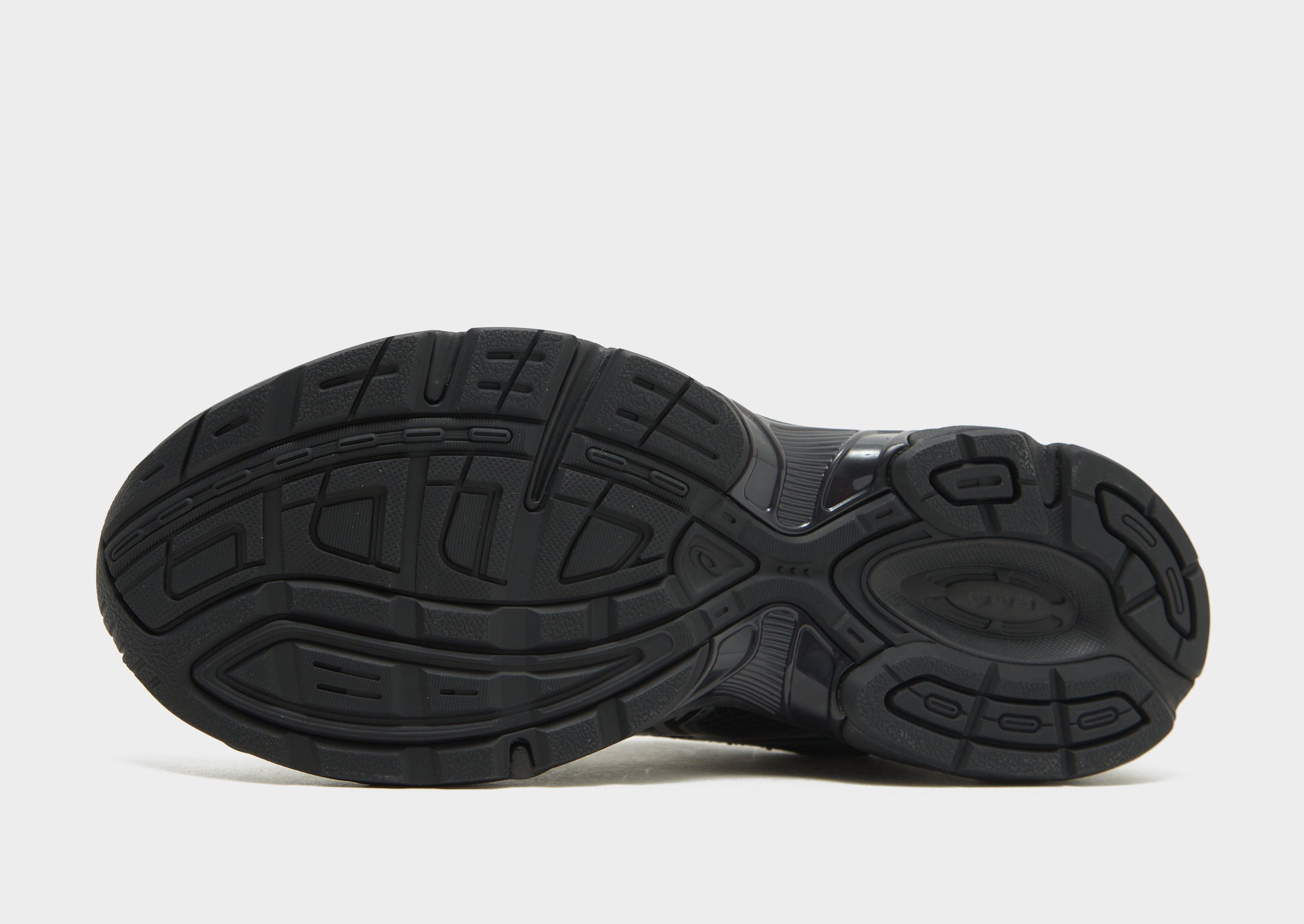 Black ASICS GEL-1130