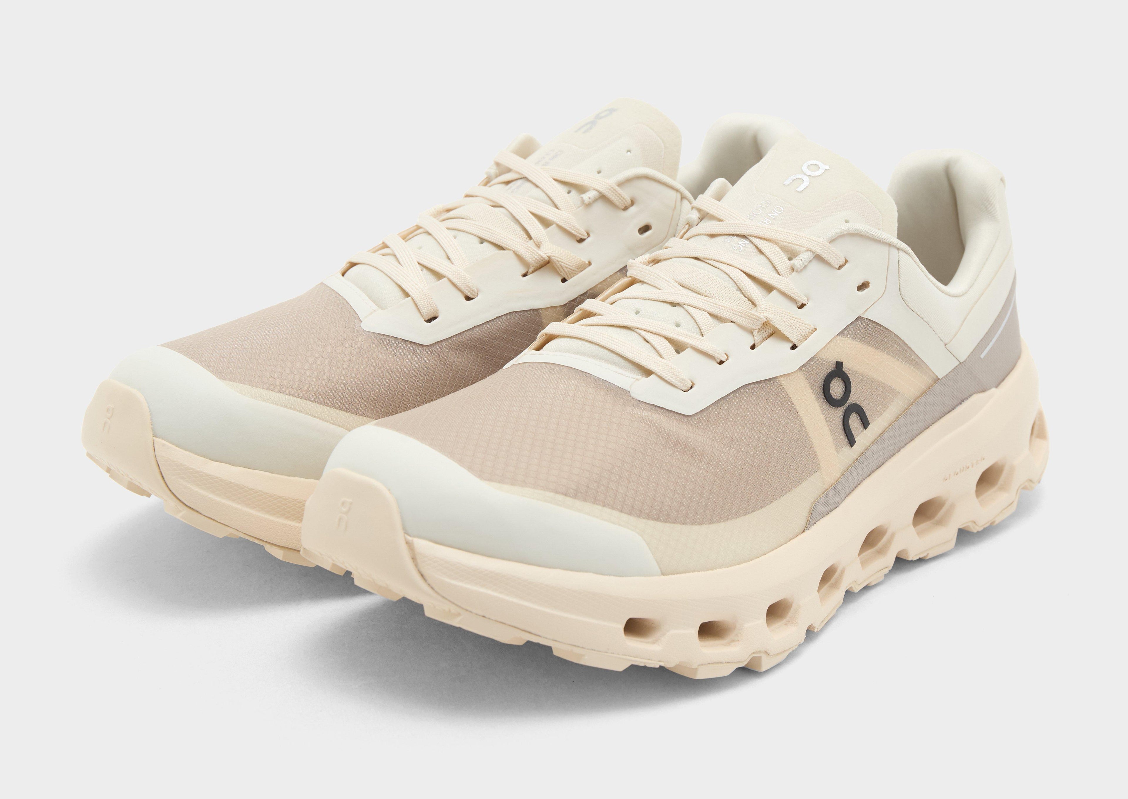 White On Running Cloudvista 2