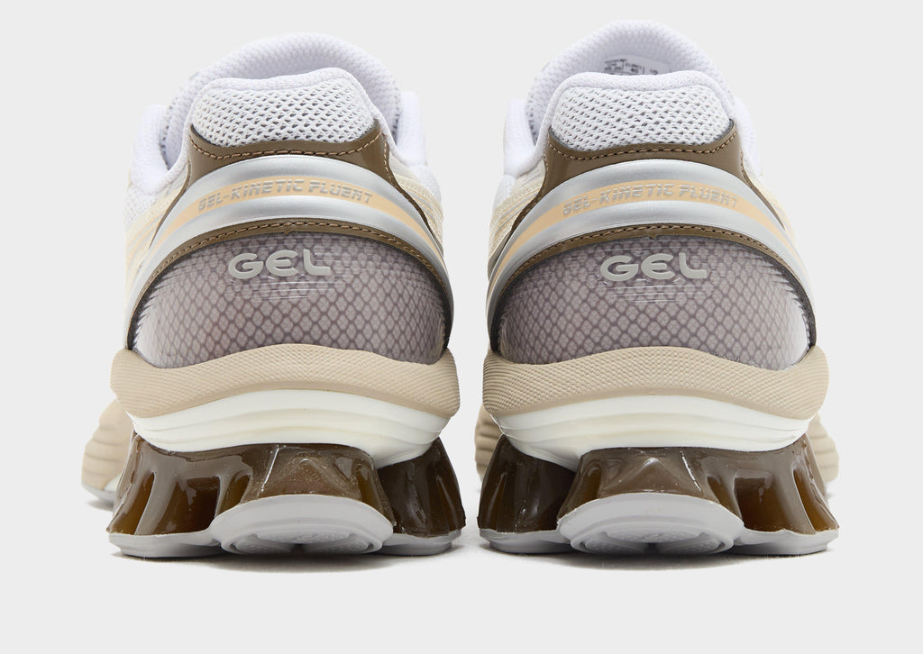 White ASICS GEL-KINETIC FLUENT Women's