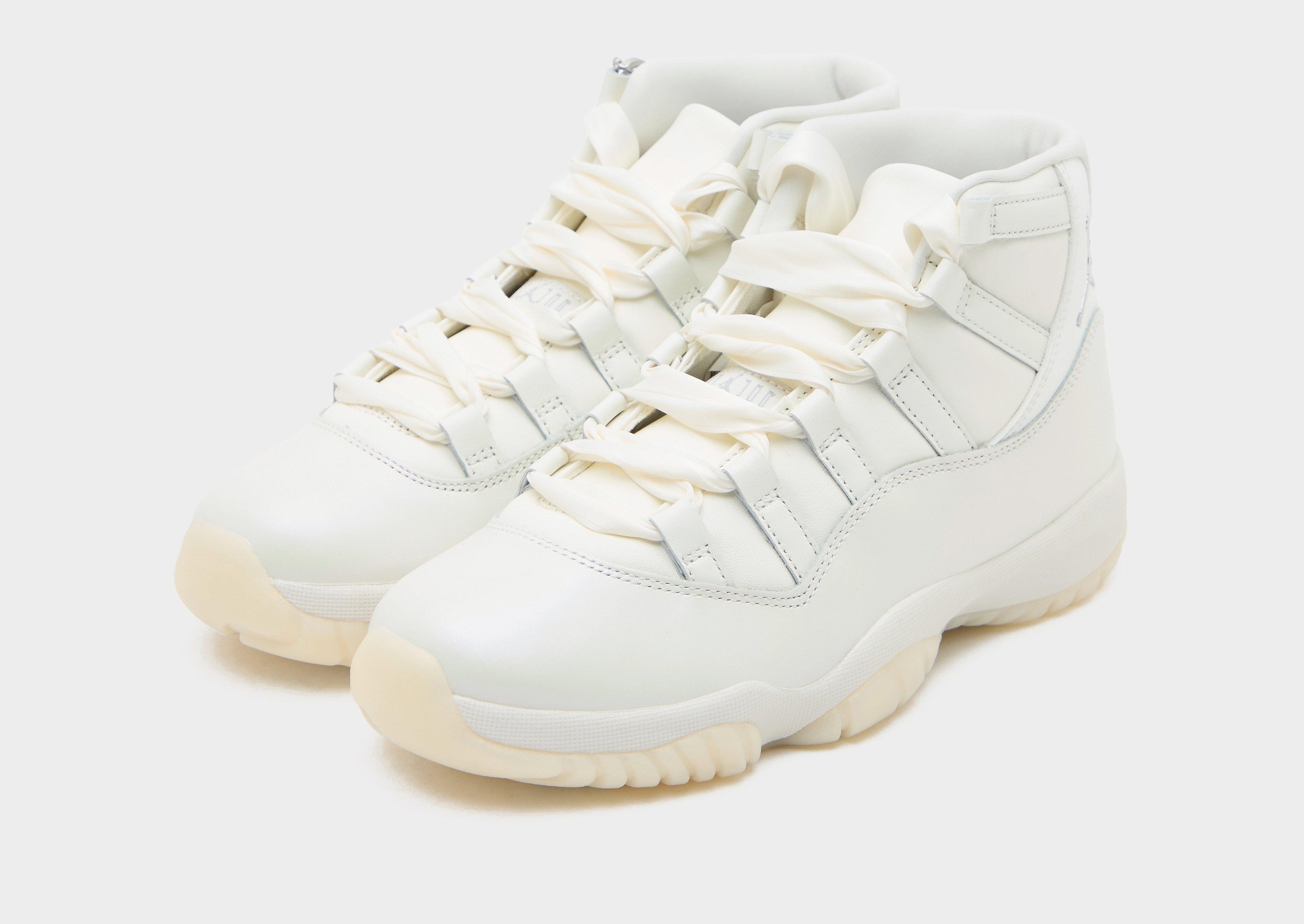 Jordan White Jordan Air 11 Retro Women's