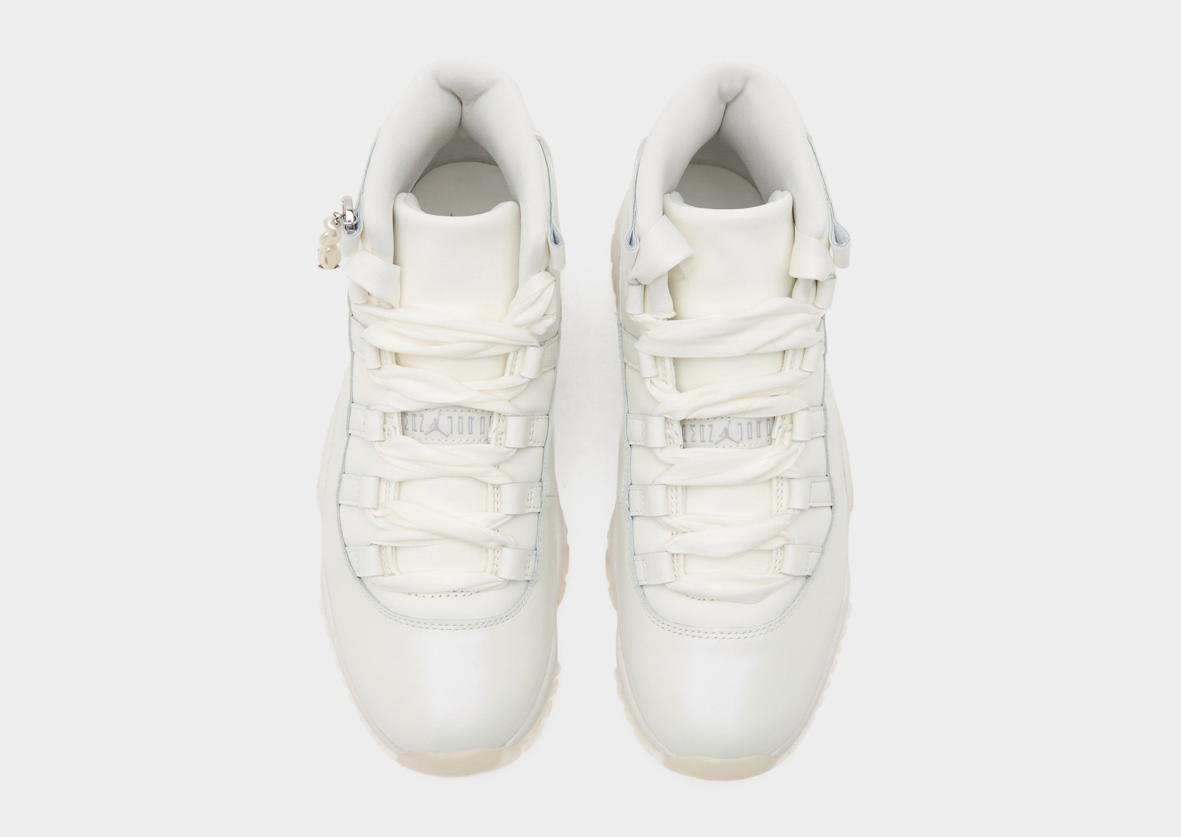 Jordan White Jordan Air 11 Retro Women's