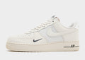 Nike White Nike Air Force 1 '07 LV8