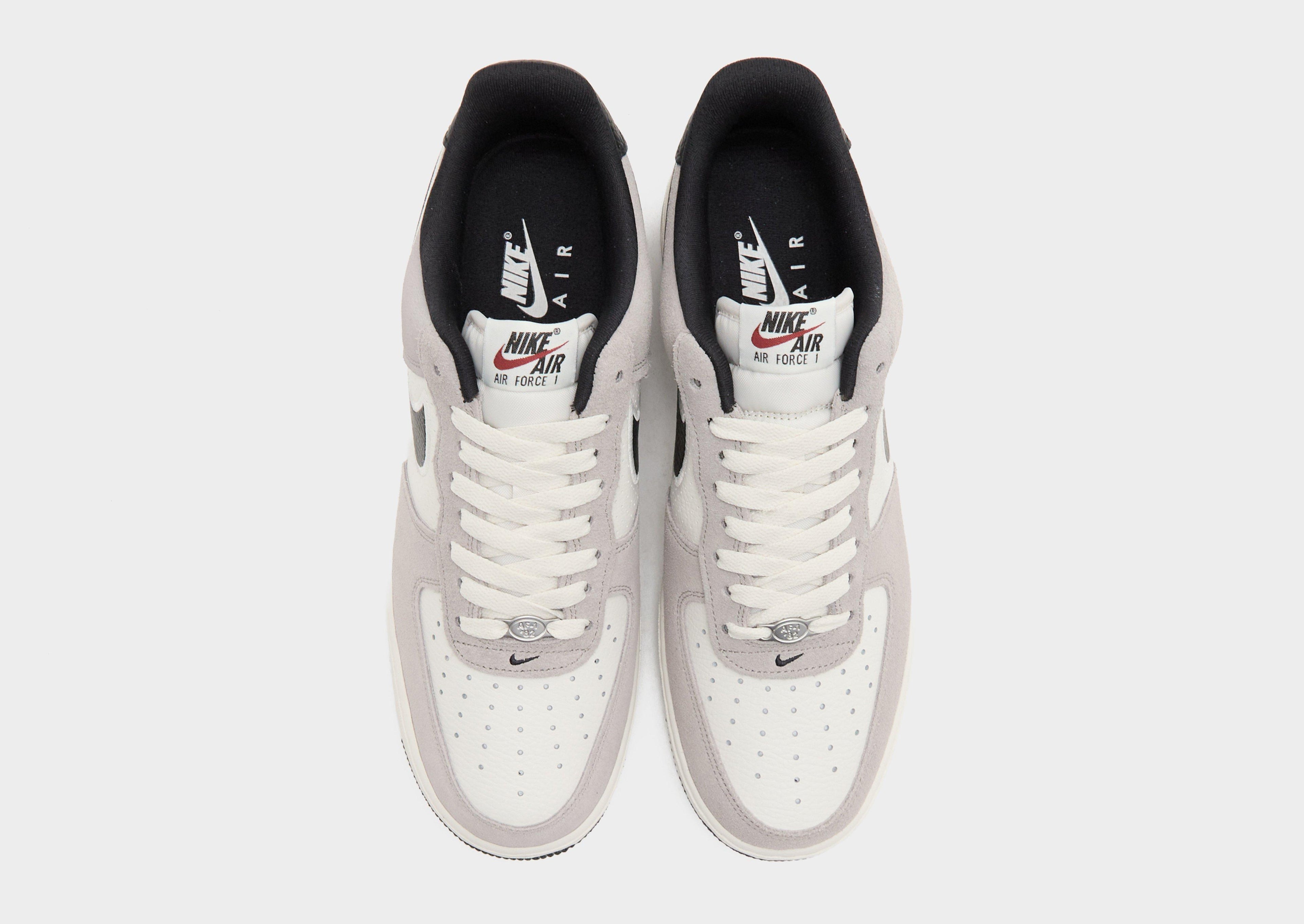 Nike Grey Nike Air Force 1 '07 LV8