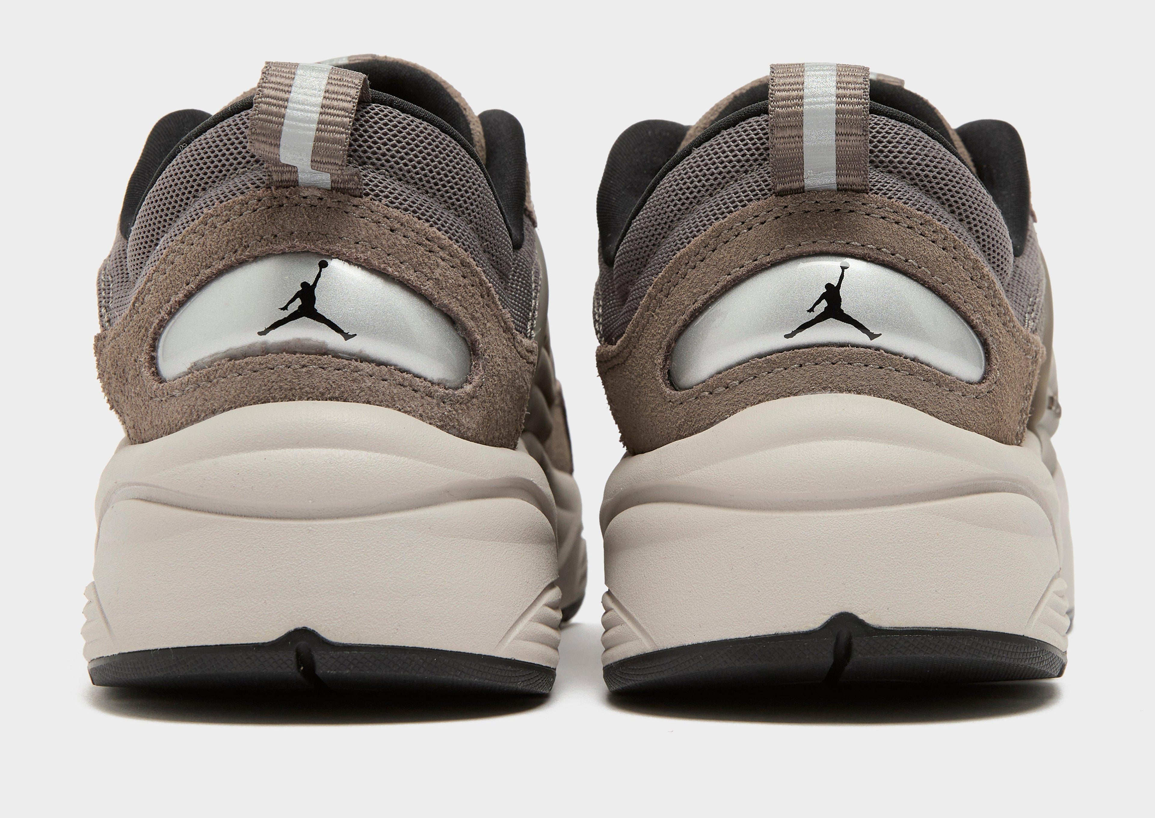 Jordan Grey Jordan Trunner