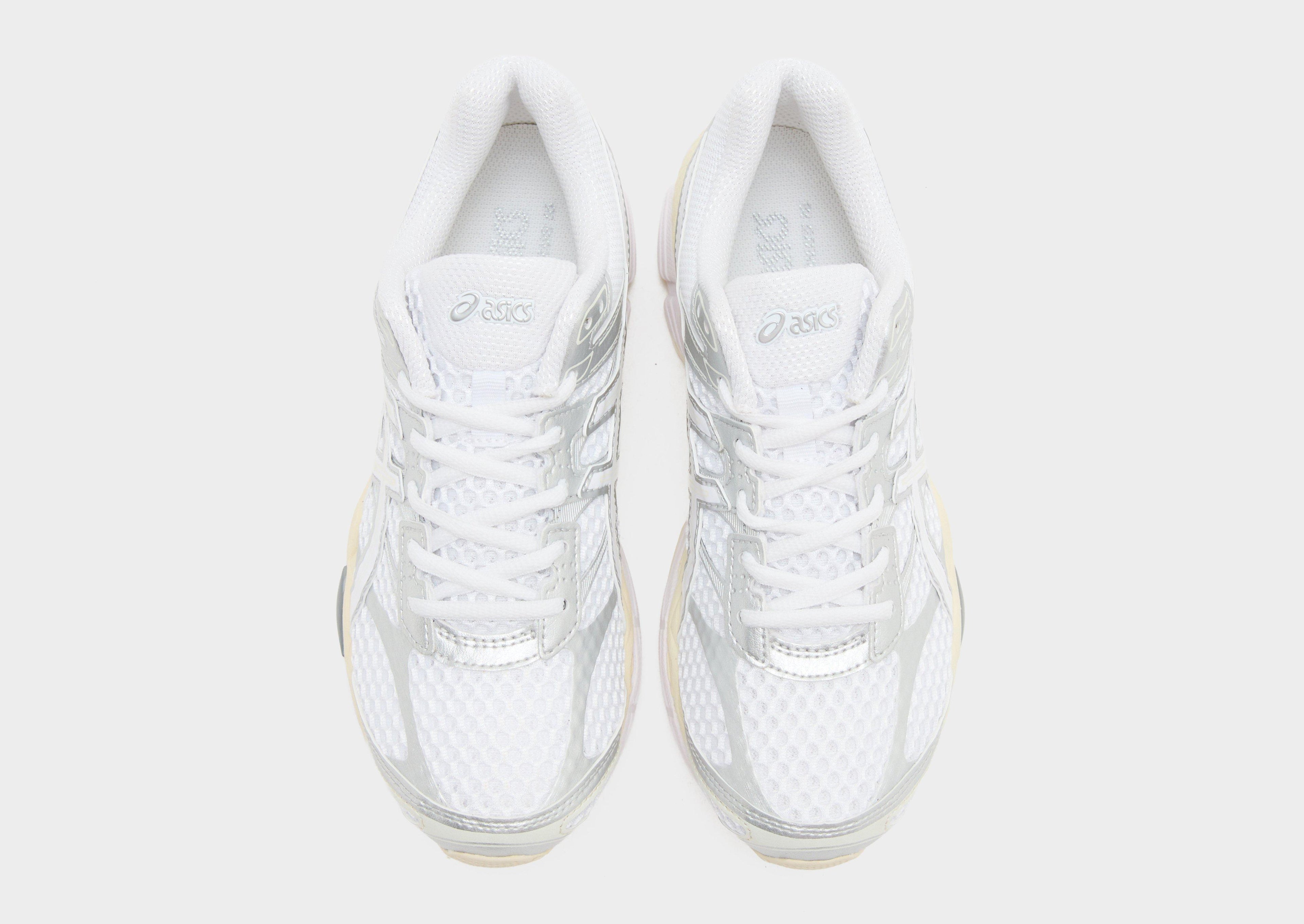 Silver ASICS GEL-CUMULUS 16 Women's