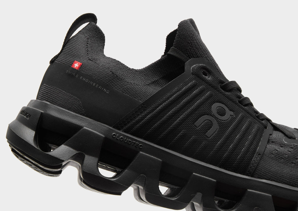 Black On Running Cloudswift