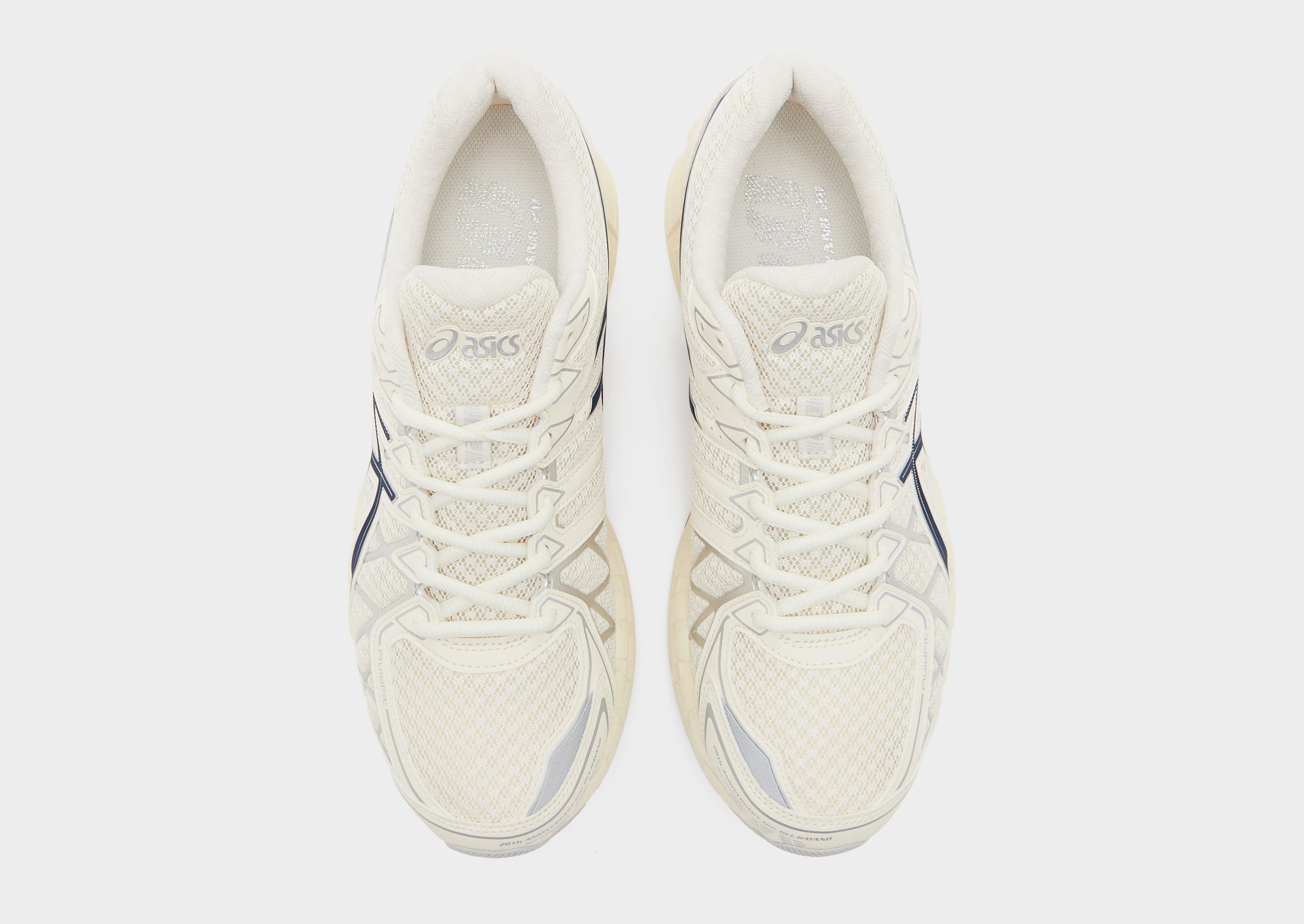 White ASICS GEL-KAYANO 20