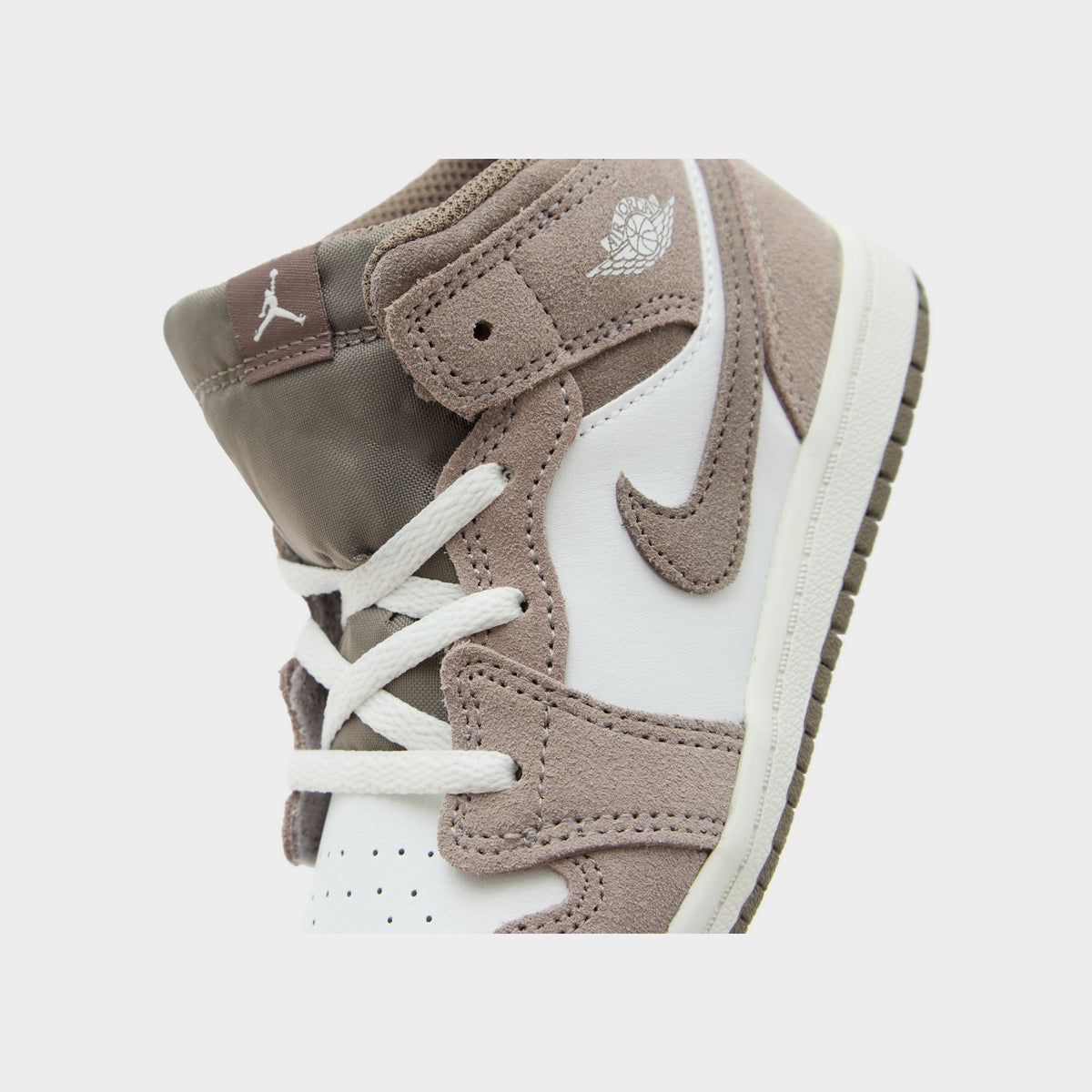 Jordan Air 1 Mid Infant