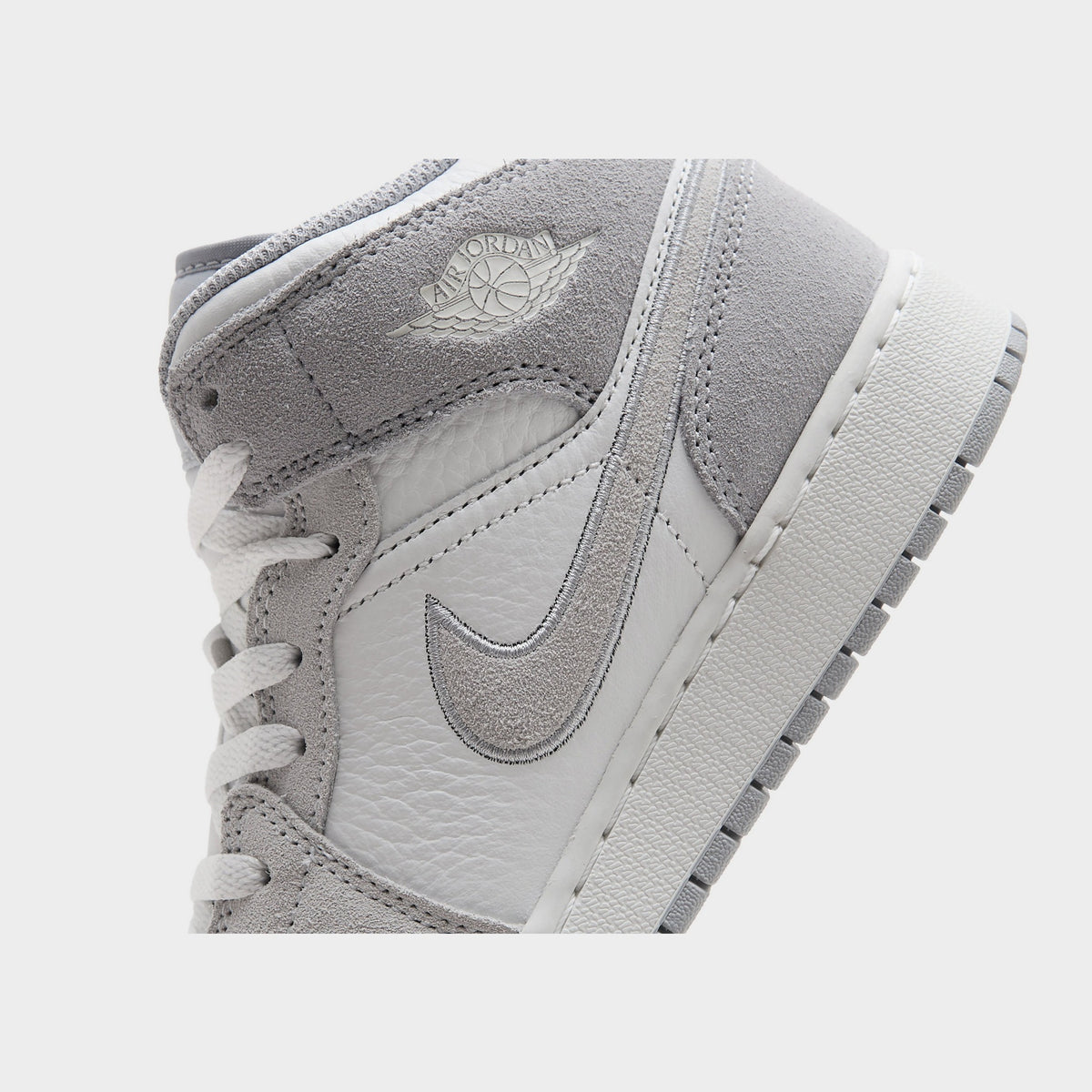 Jordan Air 1 Mid Junior